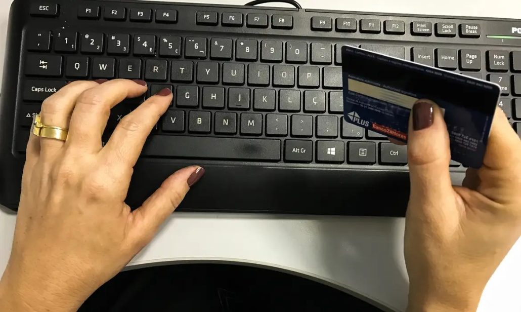 Receita Federal irá monitorar dados de cartão de crédito e Pix 1 Receita Federal irá monitorar dados de cartão de crédito e Pix