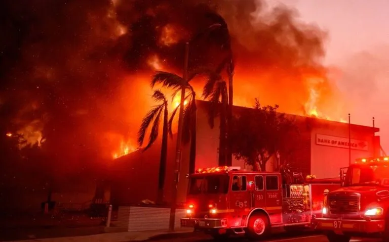 Sobe para 24 o número de mortos nos incêndios em Los Angeles
