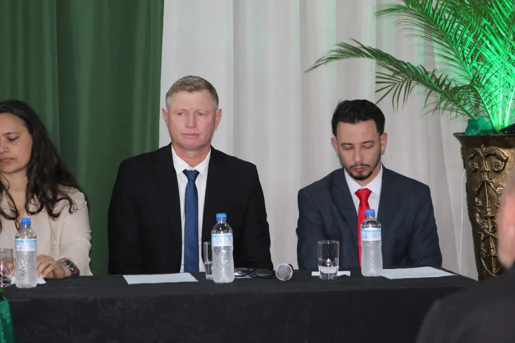 Feijão toma posse como prefeito de Vale Verde 4 Feijão toma posse como prefeito de Vale Verde