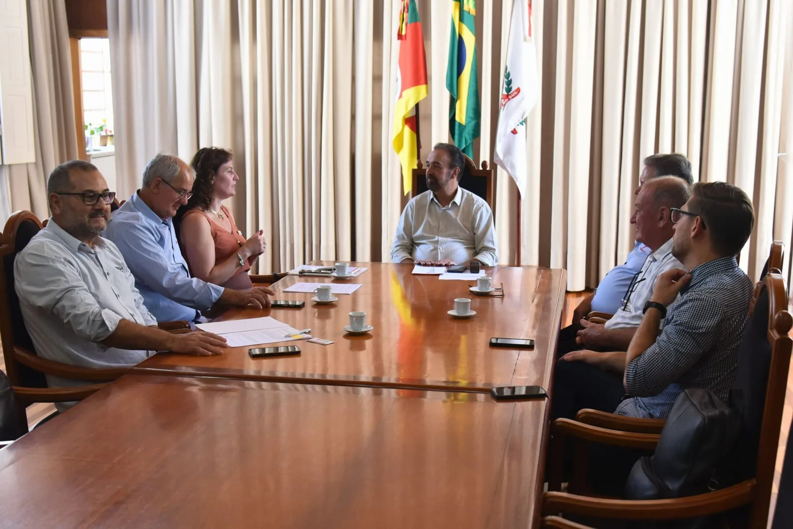 Frigorífico do Sul busca parceria do Município de
Santa Cruz do Sul para ampliar planta industrial