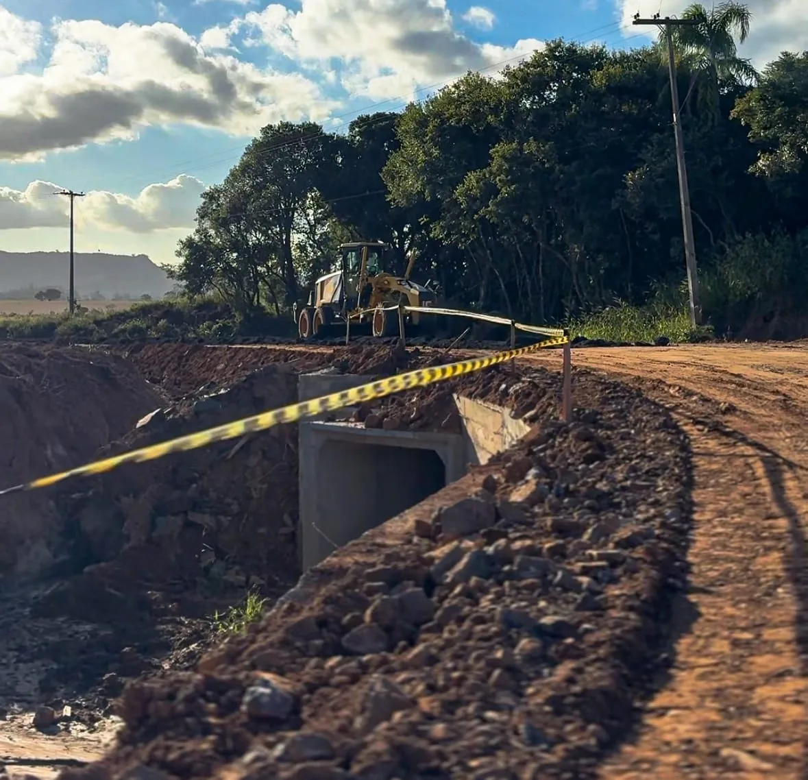 Administração Municipal conclui instalação de duas pontes e dois bueiros em localidades do interior