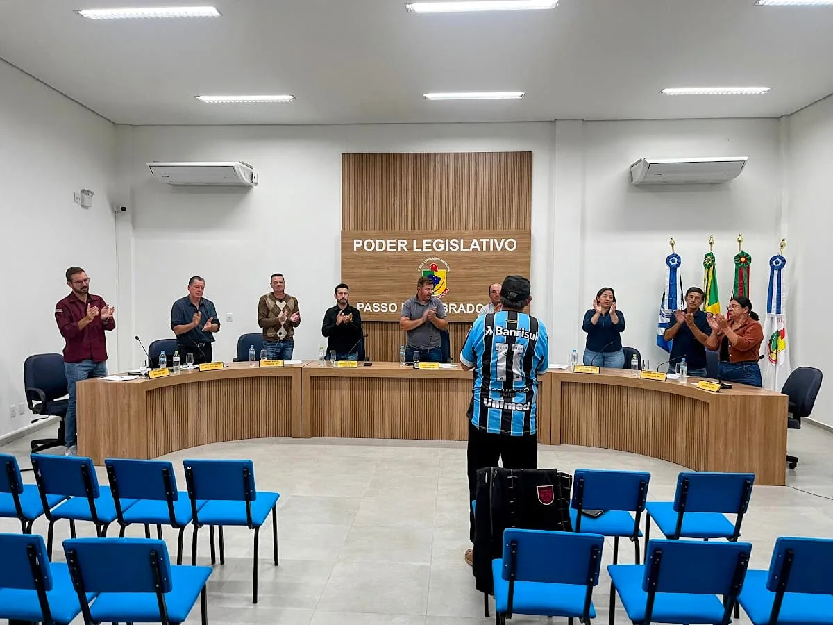 Câmara de Vereadores de Passo do Sobrado homenageia mães de pessoas com autismo com Moção de Aplausos