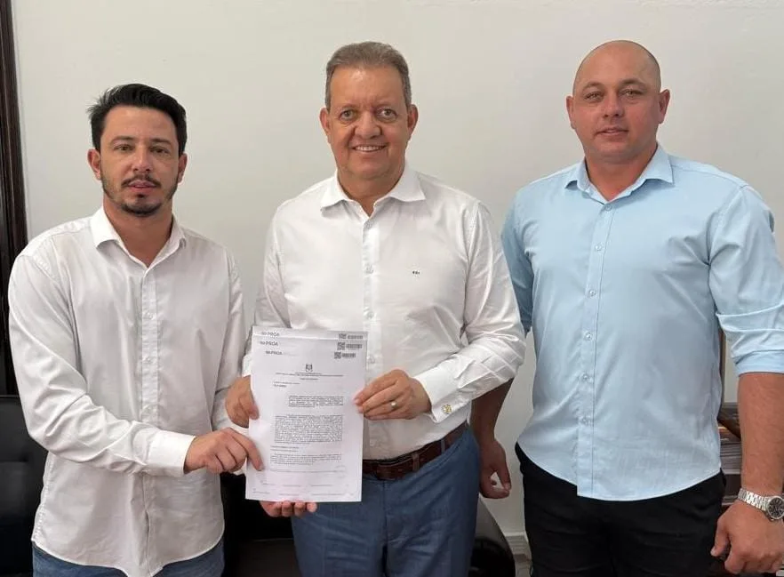 Vice-prefeito e secretário de Finanças solicitam liberação de recursos para poço artesiano e cisternas em Porto Alegre