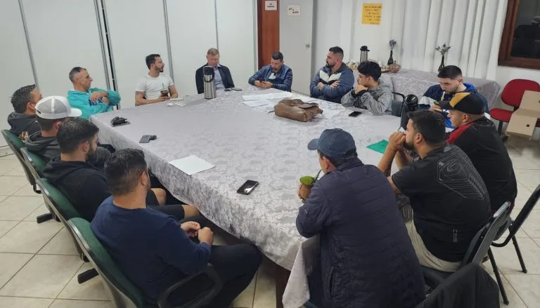 Campeonato de Futsal 2024 reunirá 24 equipes em cinco categorias e promete movimentar a comunidade