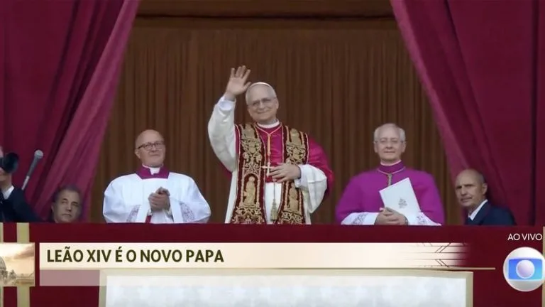 Leão XIV é eleito Papa: norte-americano promete continuidade das reformas com foco pastoral e inclusão