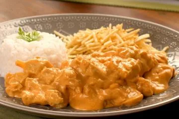 Strogonoff de frango