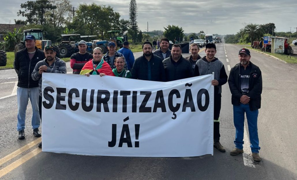 Mobilização de agricultores cresce e pressiona por soluções no campo