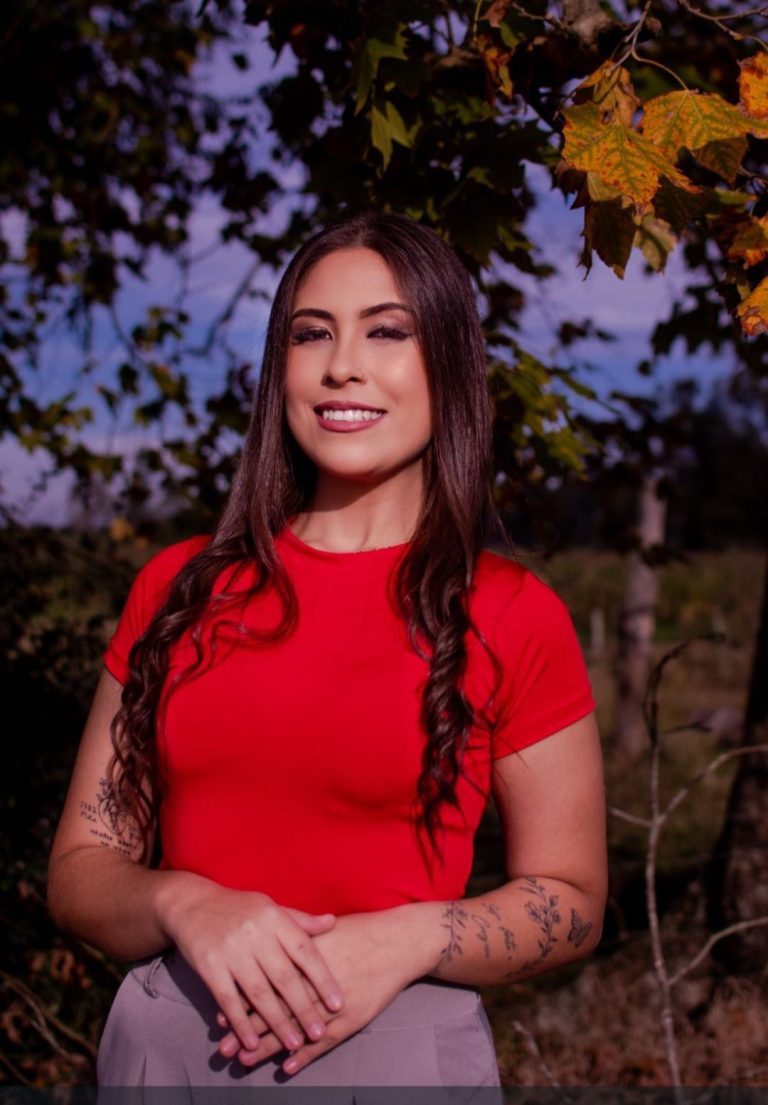 Ana Carolina da Luz Leindecker é a quarta candidata à Rainha do Município