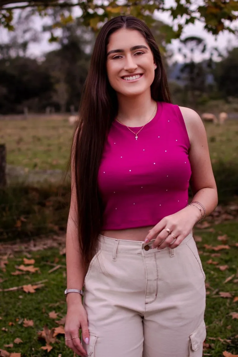Catarina Bender é a primeira candidata inscrita no concurso Rainha do Município