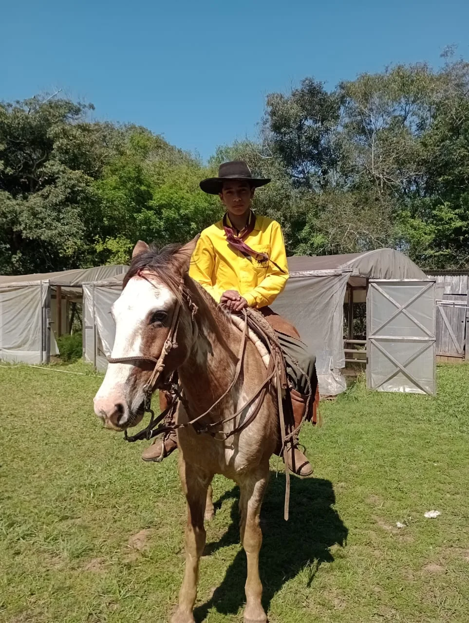 Jovem de Passo do Sobrado representa CTG Gaudérios da Querência e 5ª RT em disputa regional de peões