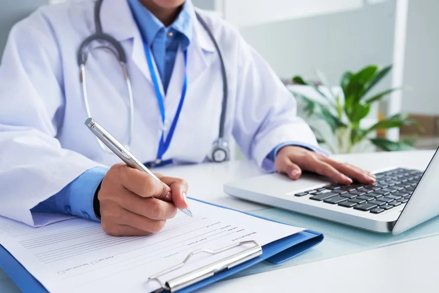 Prefeitura abre processo seletivo para contratação de médico clínico geral