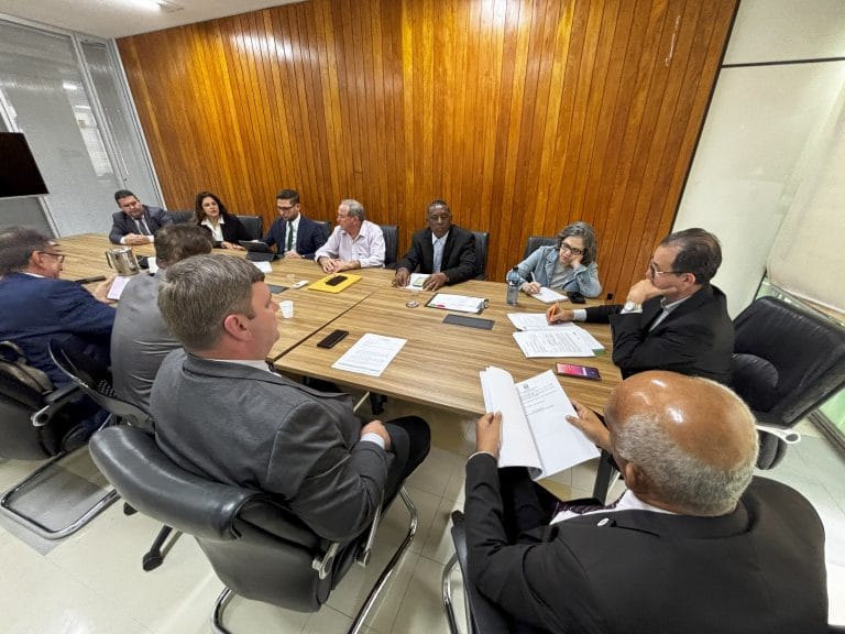 Municípios pressionam Ministério da Saúde para destravar fila por cirurgias