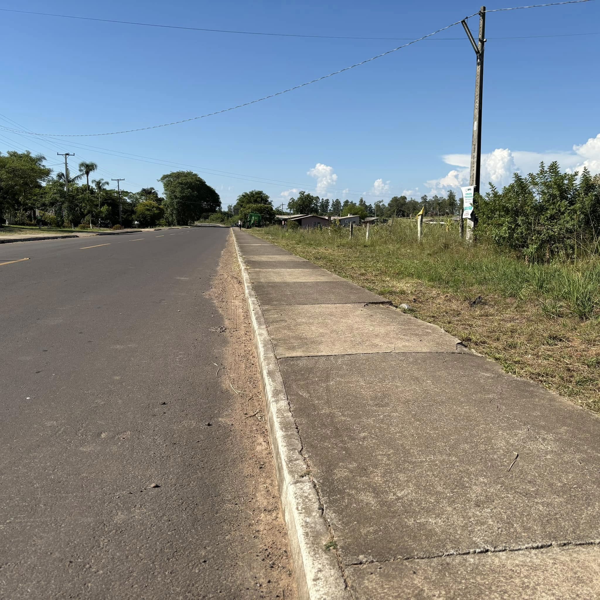 Câmara aprova projeto que transfere aos moradores a manutenção das calçadas em Passo do Sobrado