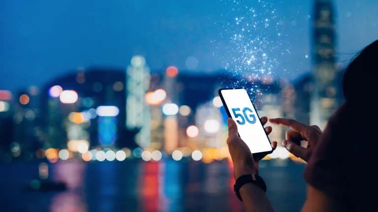 Brasil Antecipada Revolução Digital e Ultrapassa
Meta de Cobertura 5G Prevista para 2027