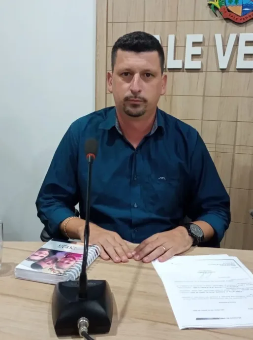 Dion Souza comenta situação das chuvas e avanço das obras da Escola Odette