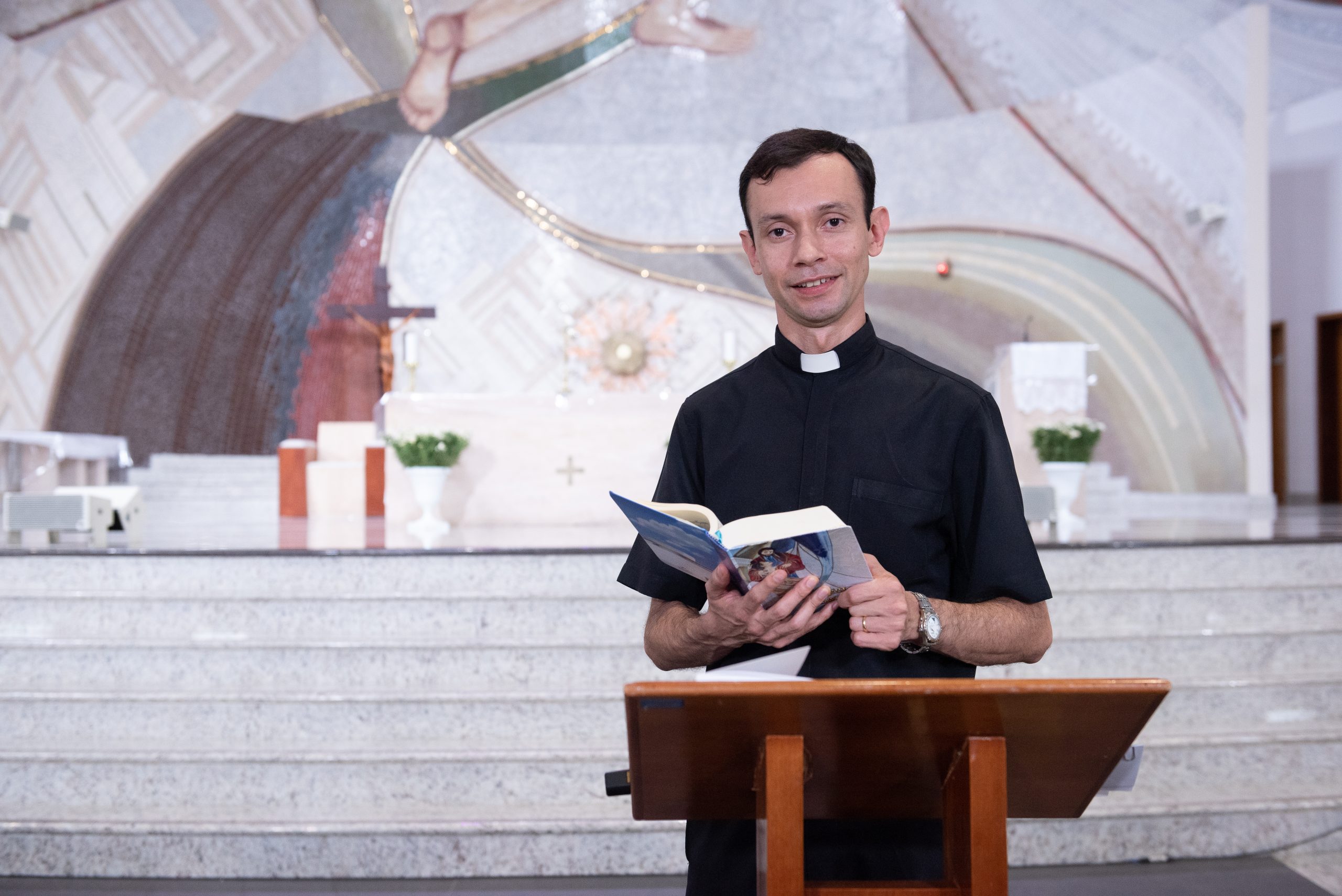 Vocacionados a revelar a face de Cristo
