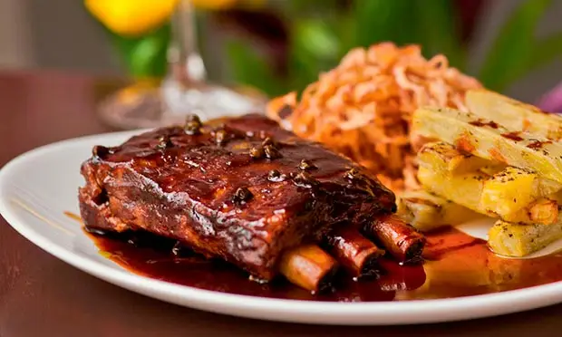 Receita: Costelinha de porco agridoce