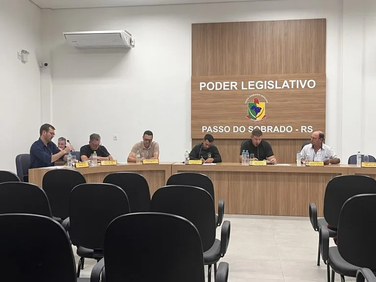 Clima esquenta na Câmara:
vereadores trocam farpas durante sessão