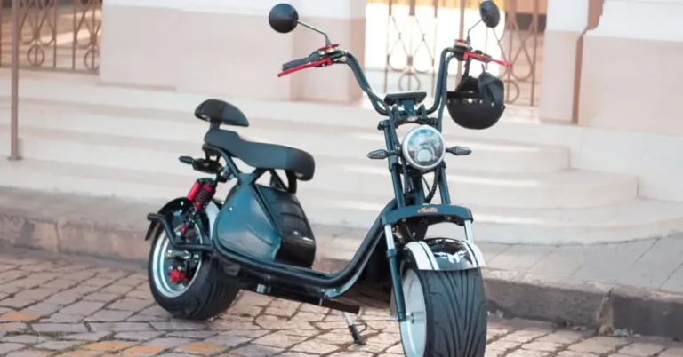 Proprietários têm até 31 de dezembro de 2025 para regularizar motos e ciclomotores elétricos
