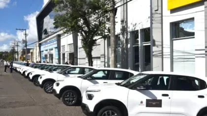 Prefeitura entrega 15 veículos e reforça frota da Saúde em Santa Cruz do Sul