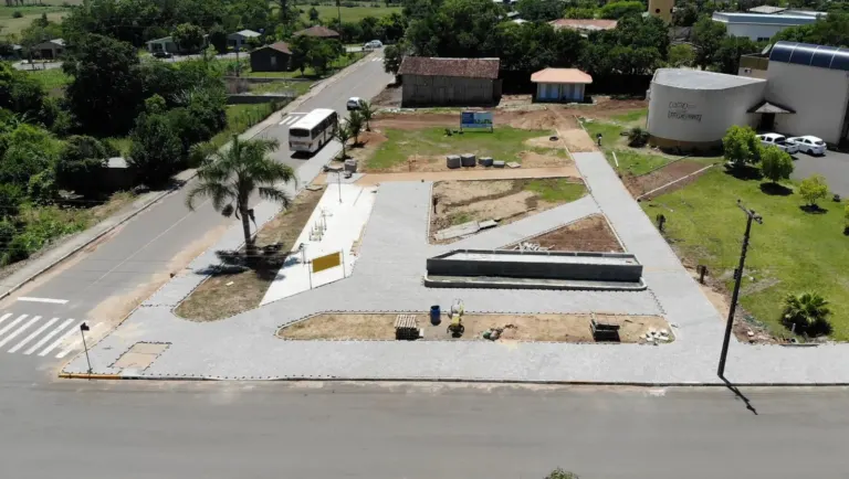 Praça Municipal deve ser inaugurada no Natal em Vale Verde