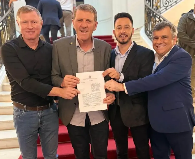 Município assina convênio do Programa
RS Qualificação Recomeçar com o Governo do Estado