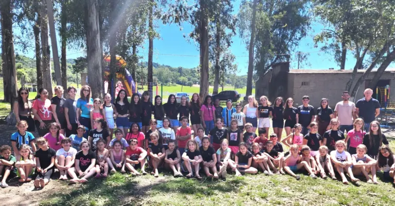Confraternização celebra mais um ano do Projeto Oficinas Terapêuticas de Patinação