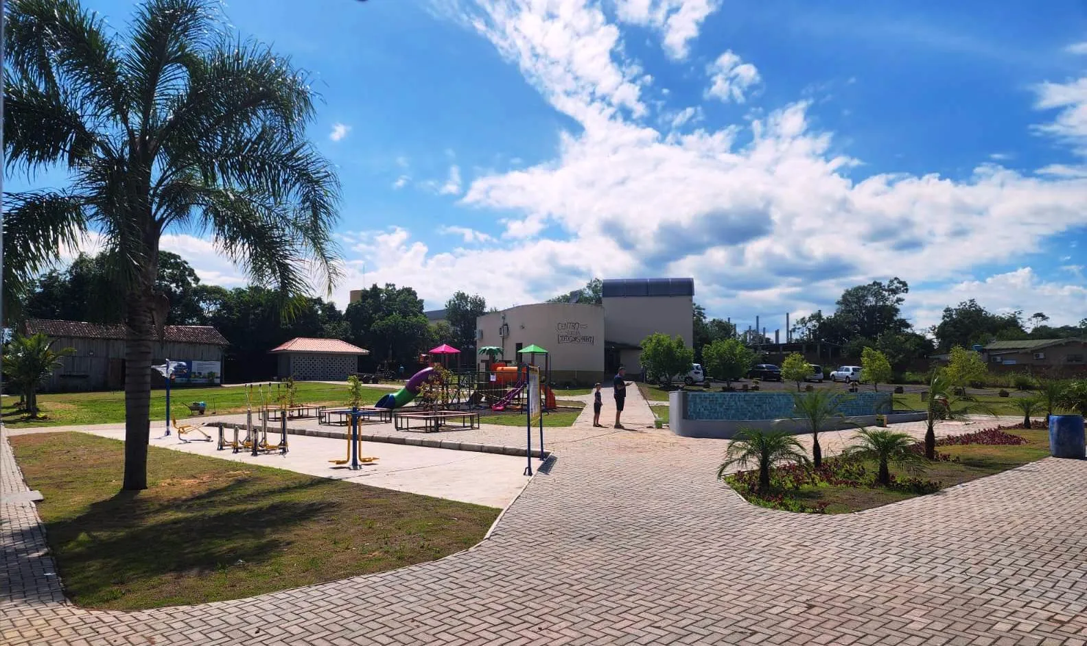 Devido à previsão de chuva, Natal da Criança é transferido para o Ginásio Olivia Kappel; inauguração da Praça fica para o dia 30