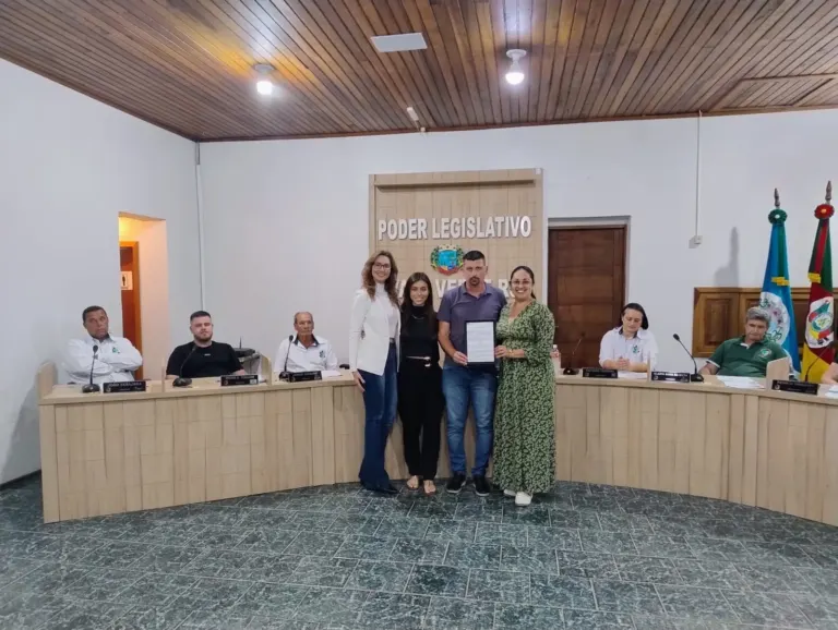 Câmara de Vereadores de Vale Verde aprova Moção de Aplausos ao Grupo de Patinação Sinergia