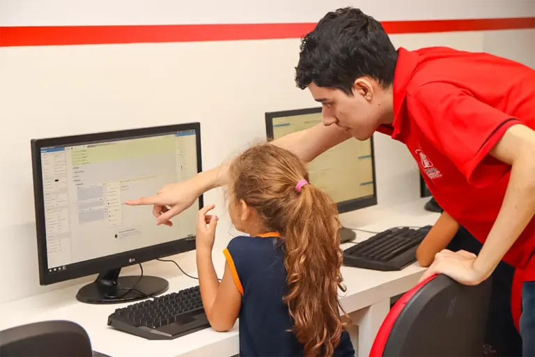 PROCESSO SELETIVO SIMPLIFICADO PARA PROFESSOR DE INFORMÁTICA