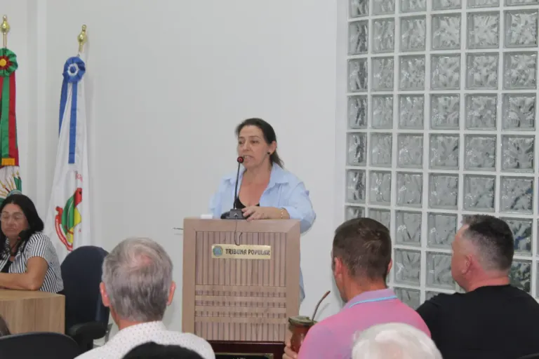 Vereadora Juliana da Silveira avalia ano legislativo e destaca prioridades para Passo do Sobrado