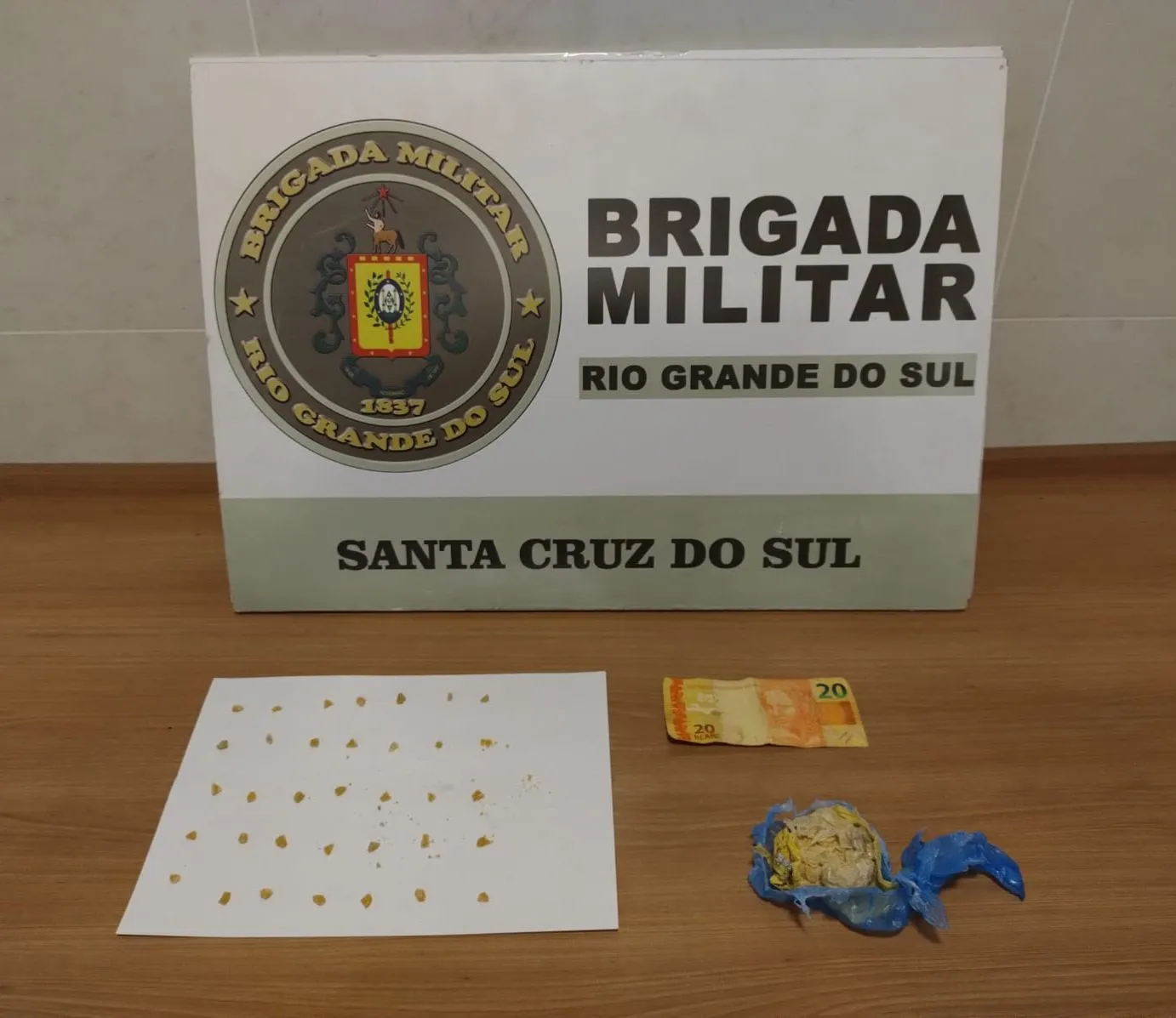 Brigada Militar prende homem pelo crime de tráfico de drogas em Santa Cruz do Sul