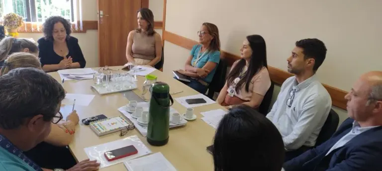MPRS firma acordos para qualificar atendimento educacional inclusivo em Cachoeira do Sul
