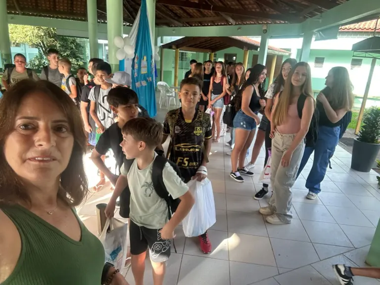 com festa e integração, EMEF Nossa Senhora da Saúde celebra o início do ano letivo