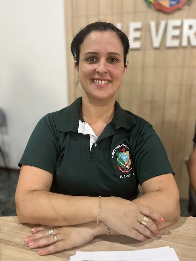 Vereadora apresenta indicações voltadas à saúde e à segurança no trânsito em Vale Verde