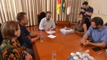 Prefeitura regulamenta lei que abre espaço para marcas em eventos e espaços públicos