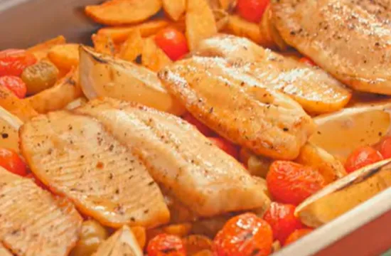 Filé de Tilápia com Batatas 1 Filé de Tilápia com Batatas