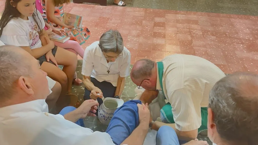 Missa do Lava-Pés reúne fiéis e emociona comunidade em Passo do Sobrado
