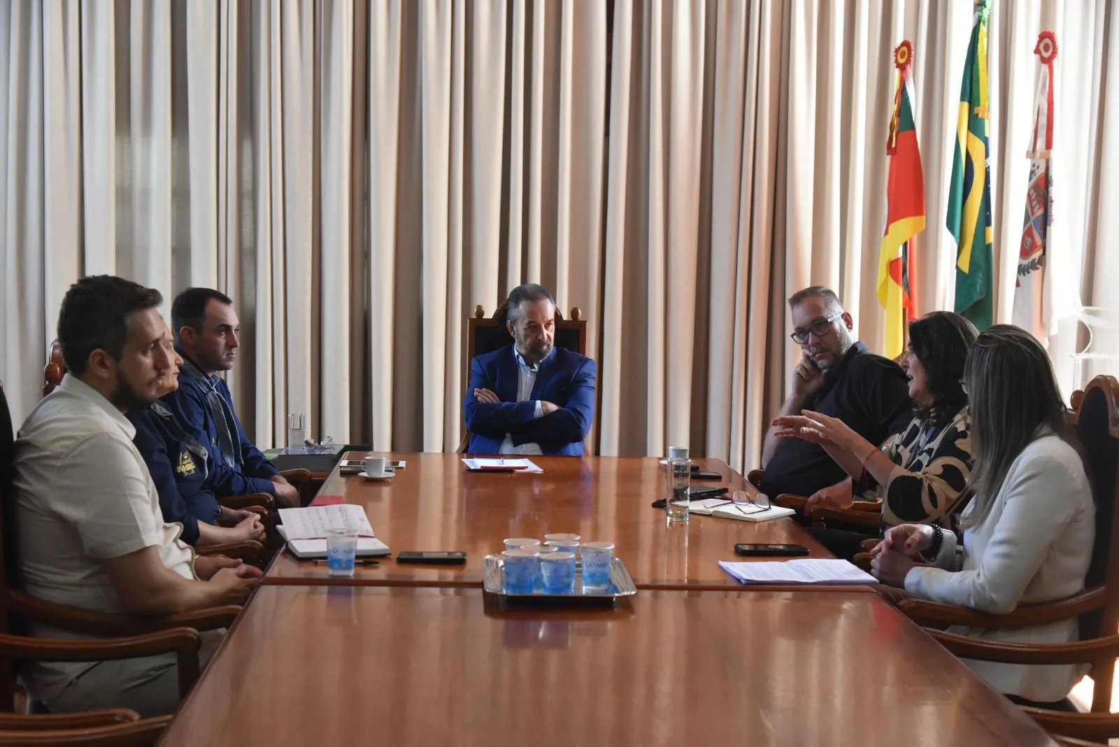 Prefeito recebe organizadores do Rodeio Laço de Inverno