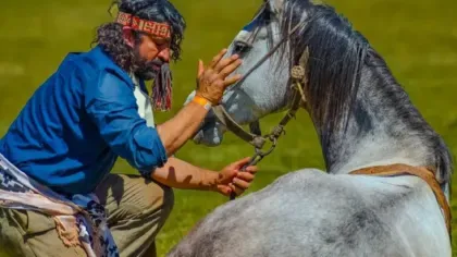 Olimpíadas Campeiras da Fenachim terão presença do Bruxo dos Potros e valorizam tradição gaúcha