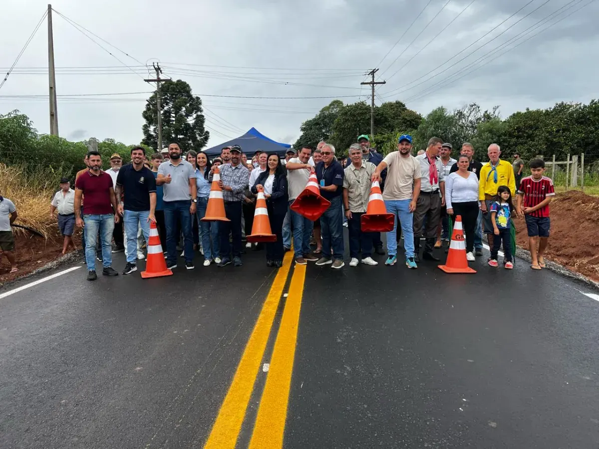 Prefeitura entrega pavimentação da Estrada Willy Moraes e consolida corredor estratégico no interior