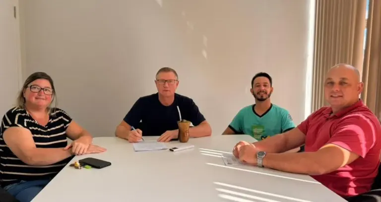 Prefeitura firma convênio e repassa R$ 18 mil ao Consepro para reforço da segurança pública