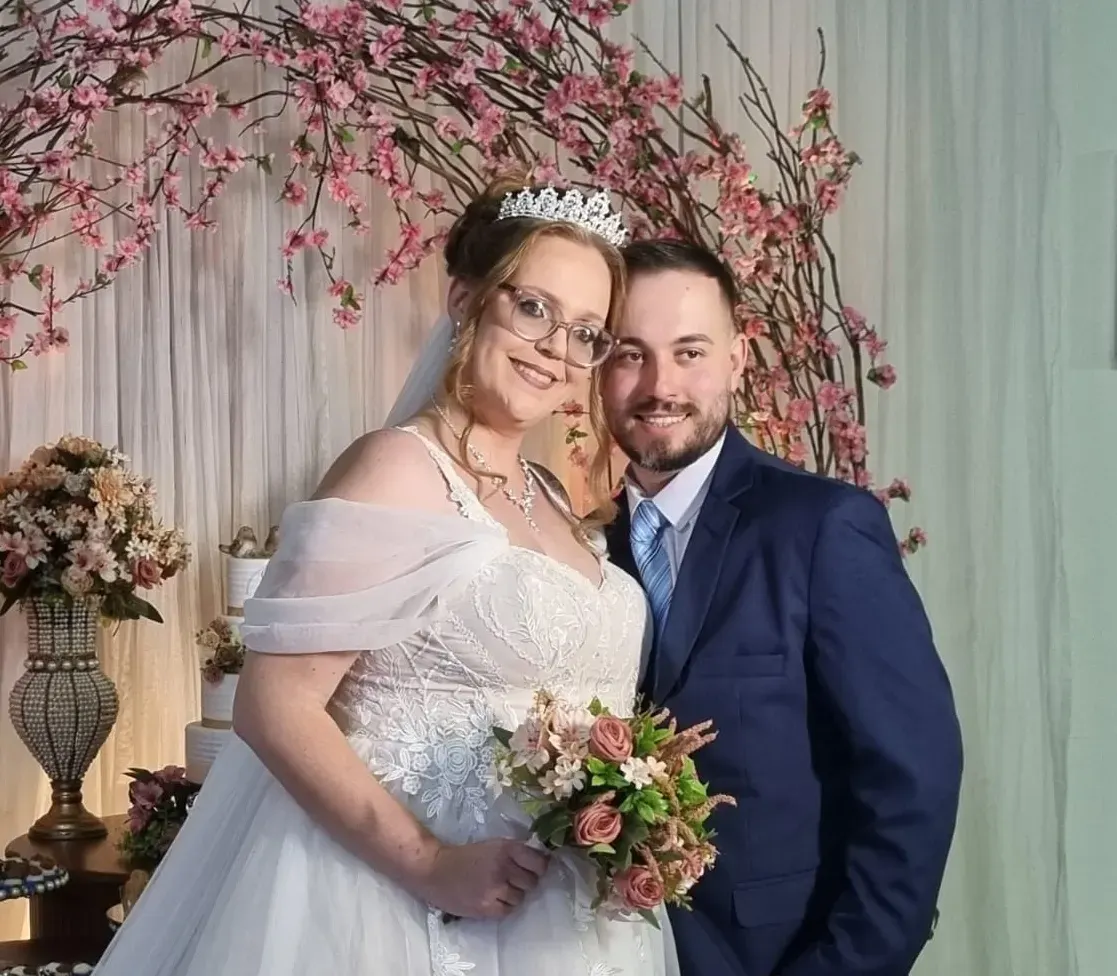 Amor, fé e tradição marcam casamento de Gabriel Zanotto e Samantha em Capela dos Cunha