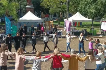 Encontro de Saúde e Terapias Integrativas promove tarde de reflexão na Praça da Bandeira