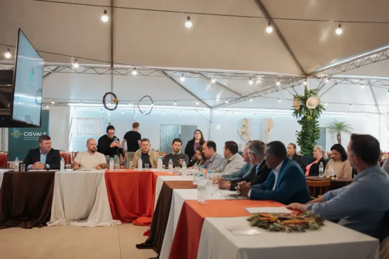Cisvale traz Governo Federal para discutir projetos de parcerias público-privadas