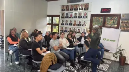 Curso qualifica empreendedores com apoio do Fundo Social do Sicredi