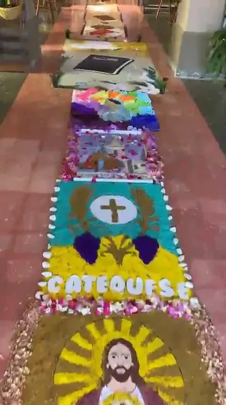 Procissão de Corpus Christi reúne grande número de fiéis na Igreja Matriz de Passo do Sobrado