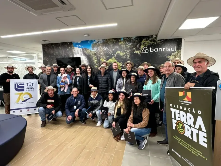 Programa Operação Terra Forte beneficia agricultores de Sinimbu e fortalece a recuperação do setor rural