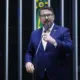 Projeto que prevê fim do IPVA e IPTU gera debate nacional sobre impacto nos municípios