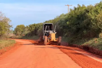Servidores Municipais Recebem Treinamento Especializado para Operação de Máquinas